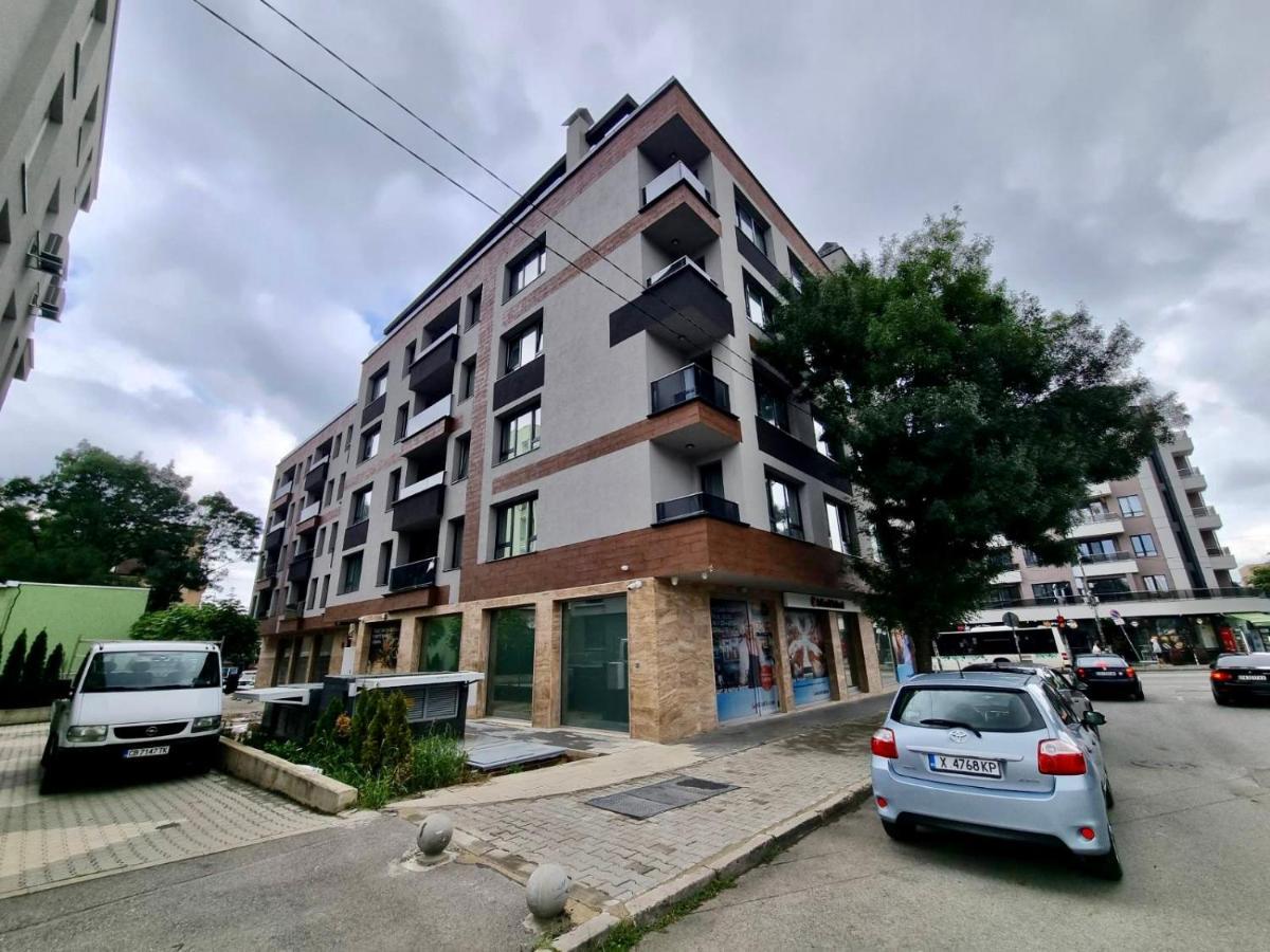 Family Apartments Sofya Dış mekan fotoğraf